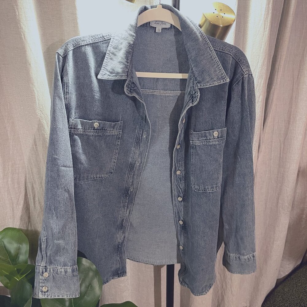 Classic Jean shirt - sz. LG‎